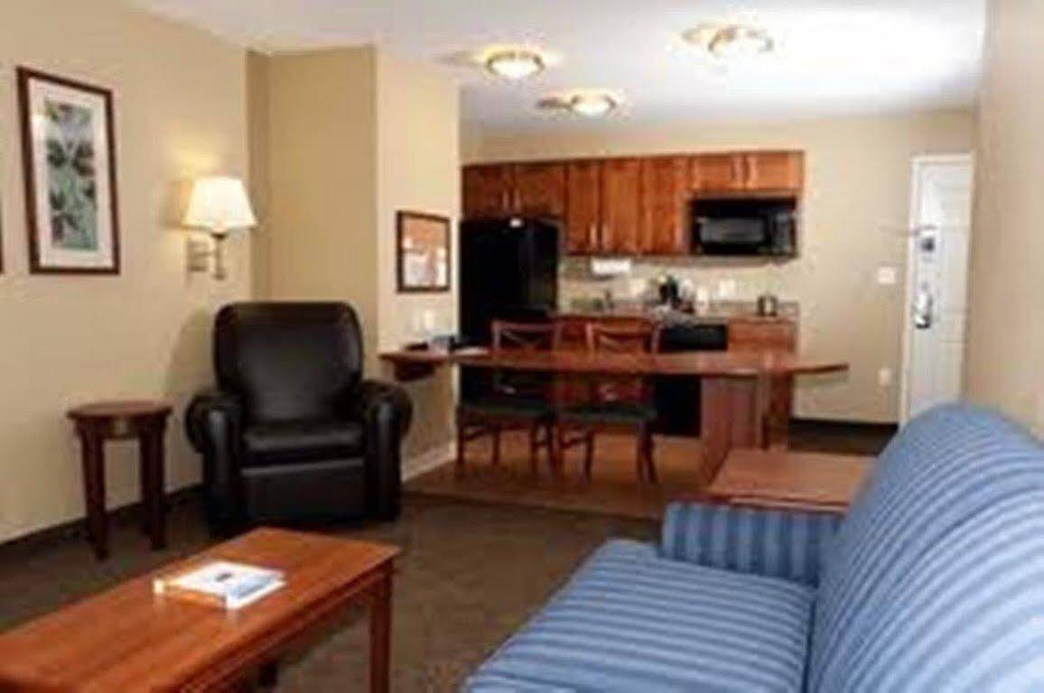 Candlewood Suites - Logan Exteriér fotografie